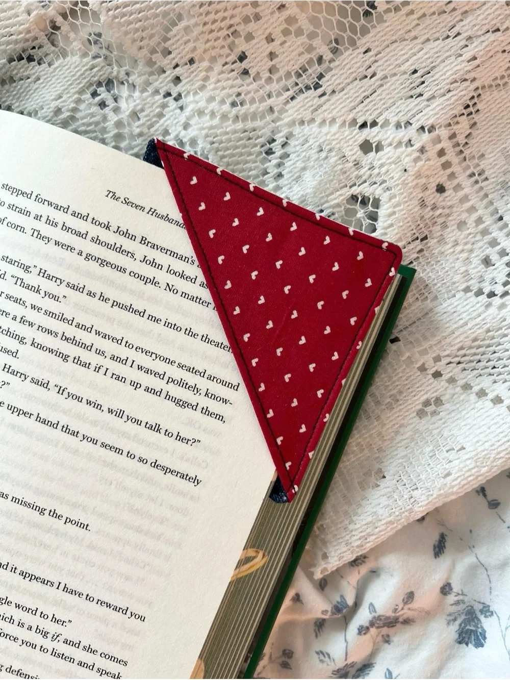 Handmade Pink Red Heart Print White Eyelet Bookmark Set